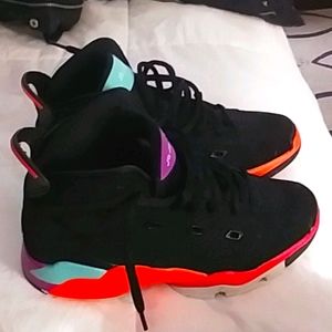 Limited Edition - Jordan Nike Air (size: 6.5Y)